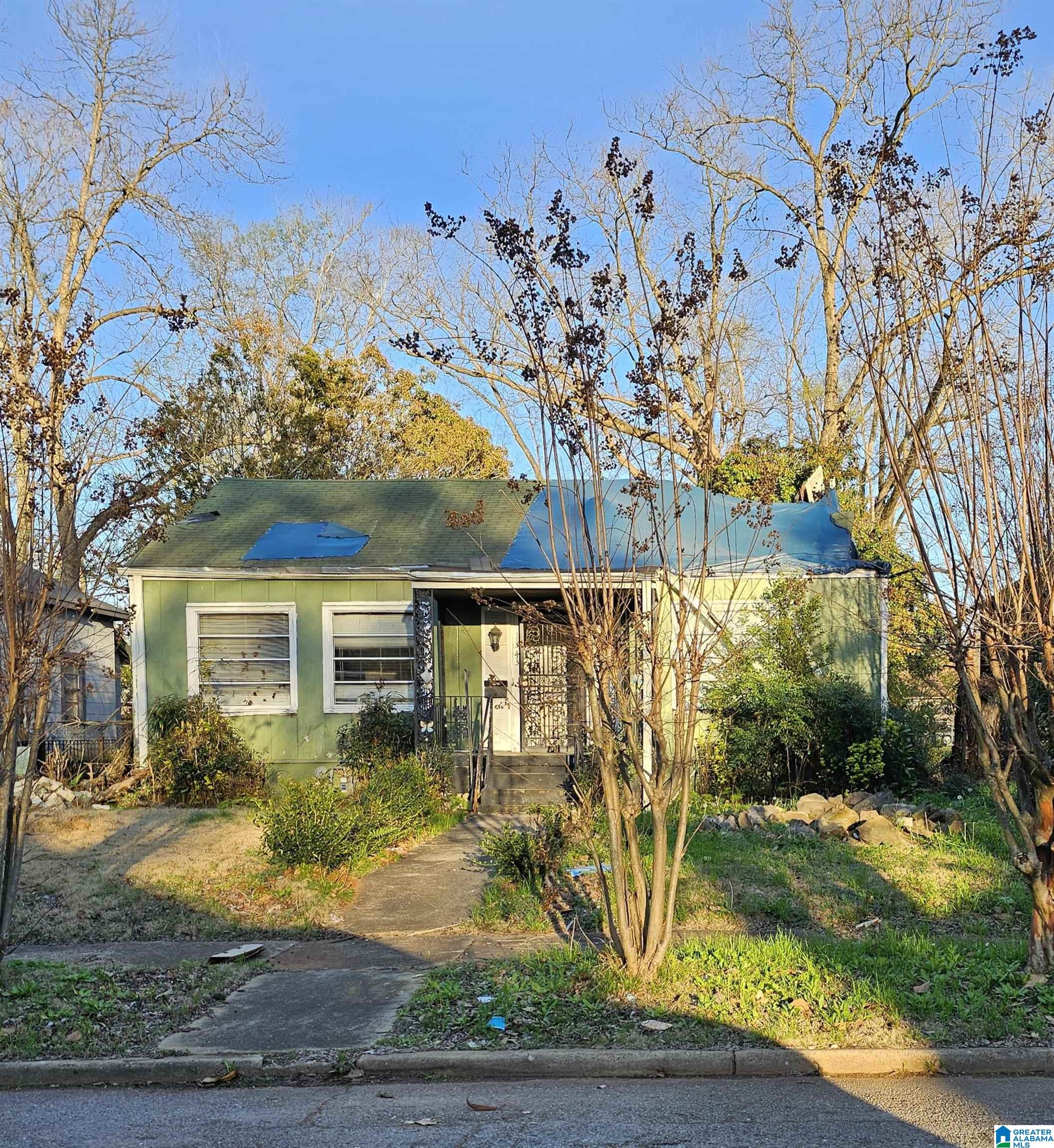 1343 17th Street Southwest Birmingham, AL 35211 - Photo 1 of 8