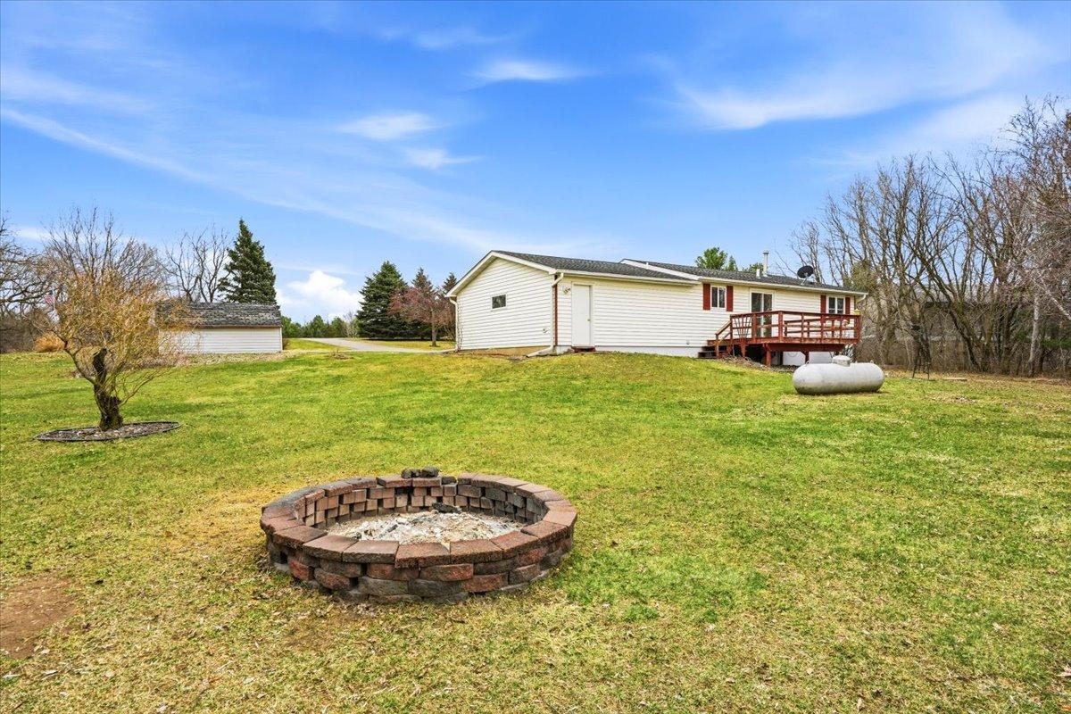 1840 Winding Trail Road New Richmond, WI 54017 - Photo 3 of 25