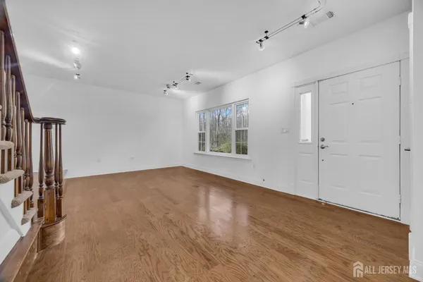 $465,000 | 1335 Tupelo Court, North Brunswick, NJ 08902