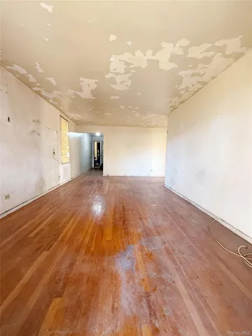 a view of empty room
