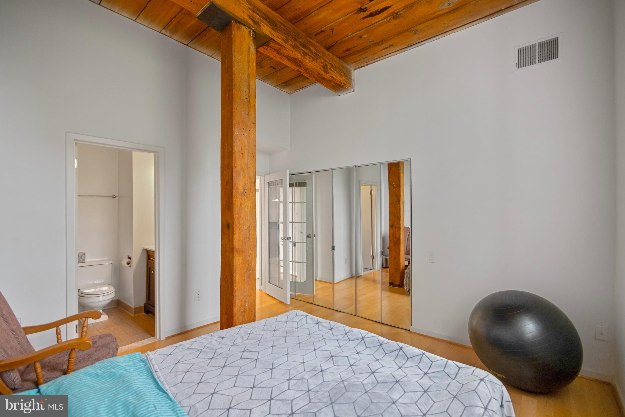 2639 Boston Street, Unit 210 Baltimore, MD 21224 - Photo 15 of 23