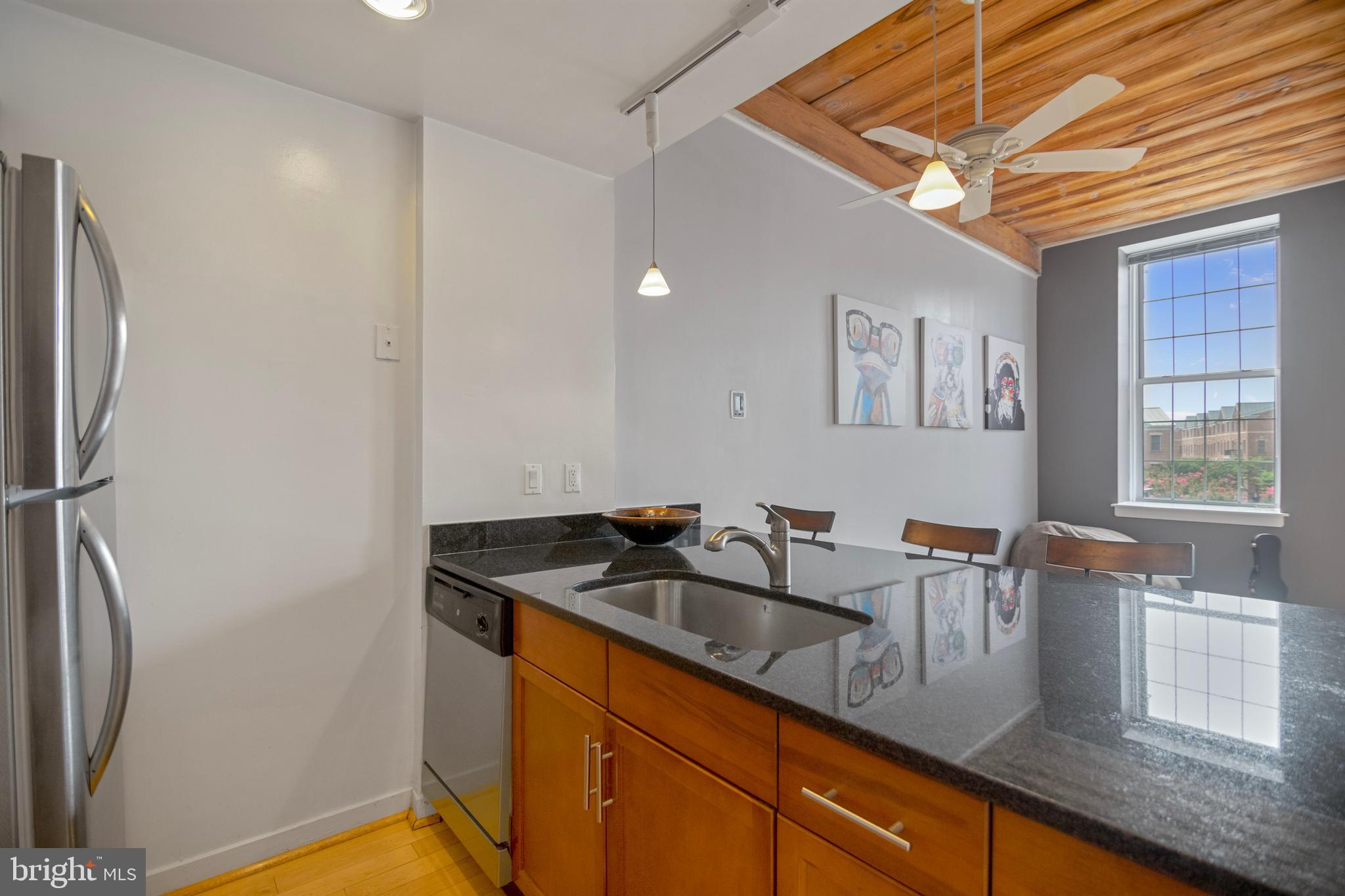 2639 Boston Street, Unit 210 Baltimore, MD 21224 - Photo 5 of 23