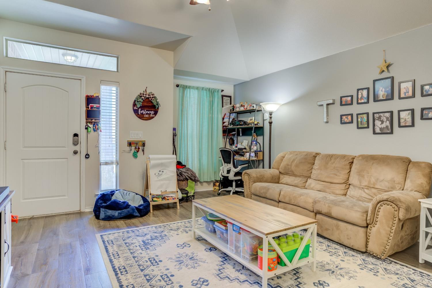 5725 110th Street Lubbock, TX 79424 - Photo 3 of 24