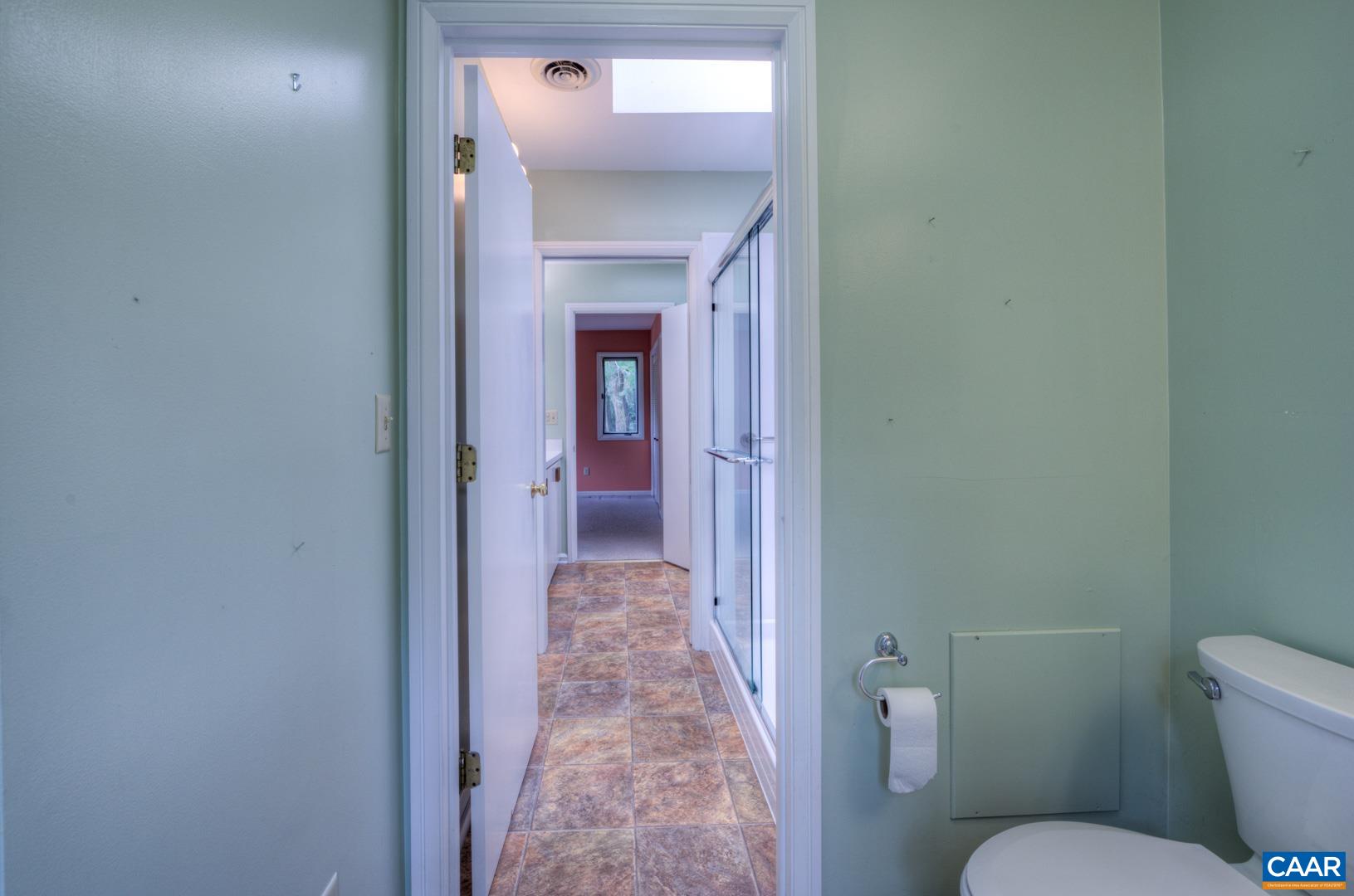 305 Cedar Bluff Road Charlottesville, VA 22901 - Photo 33 of 37 a bathroom with a toilet