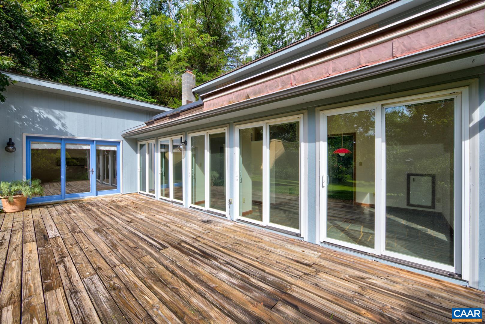 305 Cedar Bluff Road Charlottesville, VA 22901 - Photo 9 of 37 a view of a house with a porch