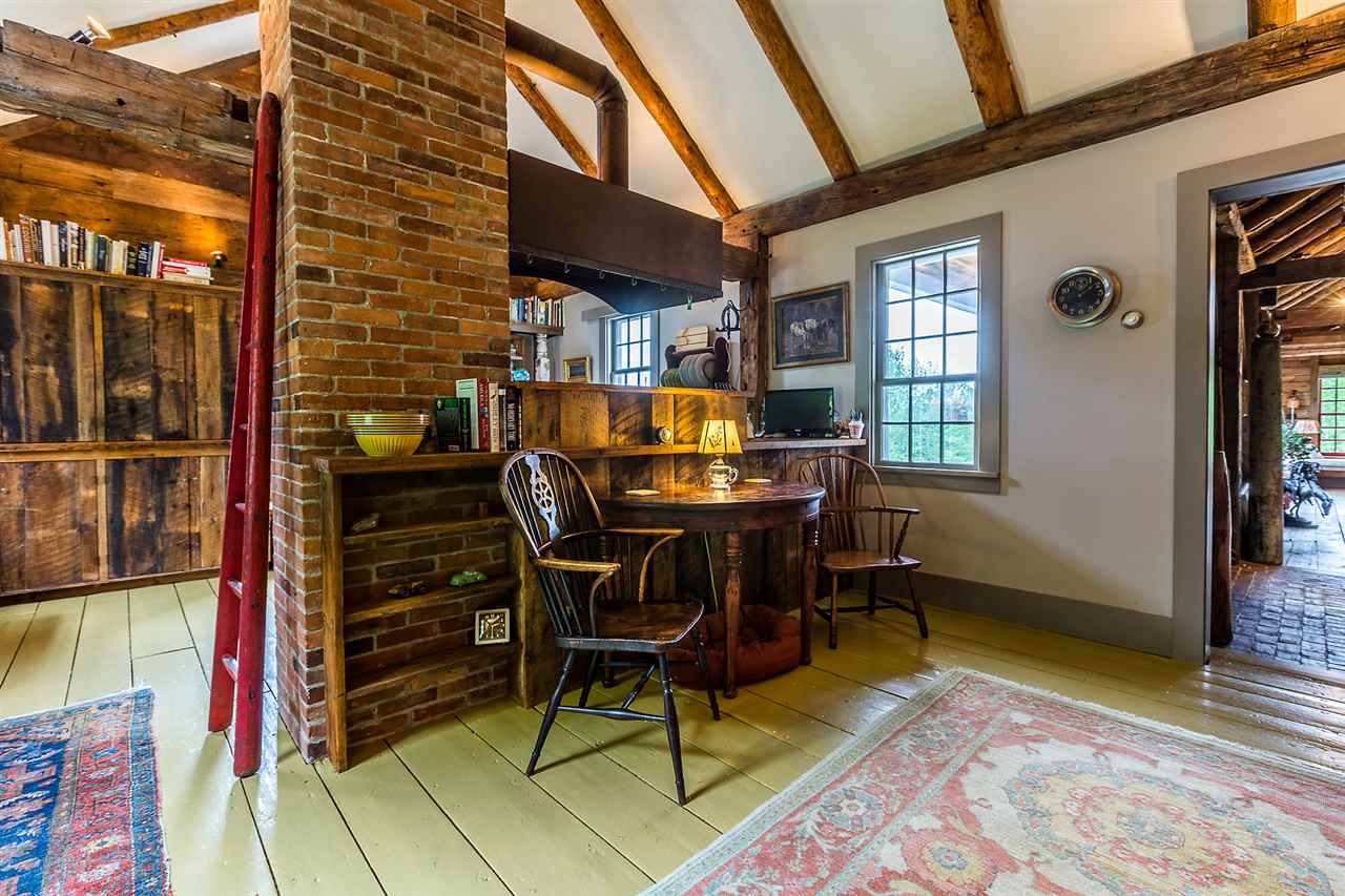 197 Reilly Road Londonderry, VT 05148 - Photo 18 of 39