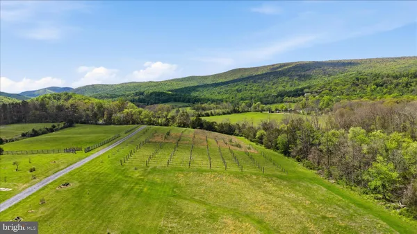 $1,300,000 | 2121 South Pifer Road, Star Tannery, VA 22654