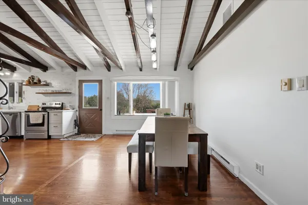 $1,300,000 | 2121 South Pifer Road, Star Tannery, VA 22654
