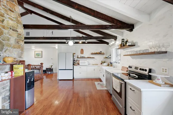 $1,300,000 | 2121 South Pifer Road, Star Tannery, VA 22654