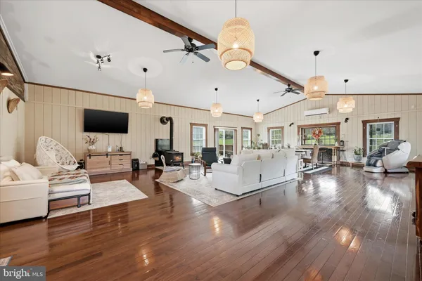 $1,300,000 | 2121 South Pifer Road, Star Tannery, VA 22654