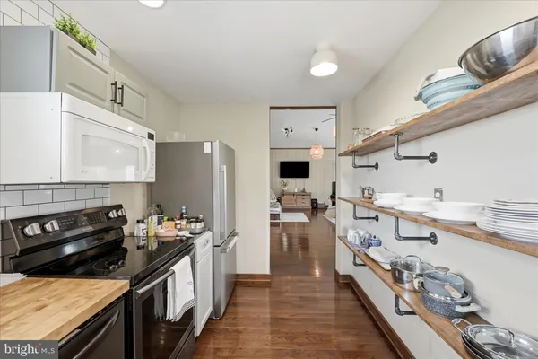 $1,300,000 | 2121 South Pifer Road, Star Tannery, VA 22654