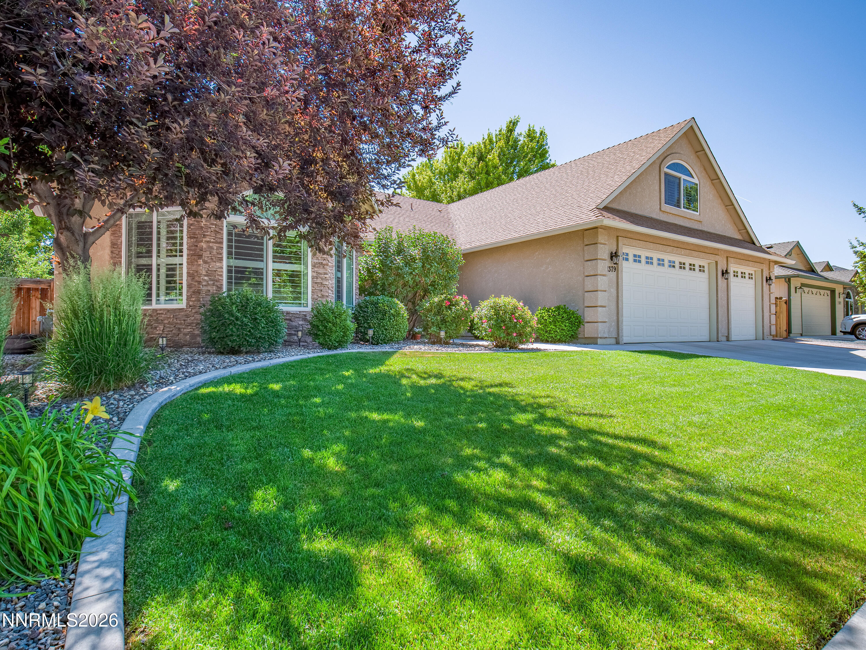 1379 Macenna Lane Gardnerville, NV 89410 - Photo 2 of 59 Photo-14