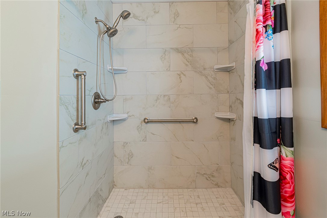 2853 Reeves Road Northeast Warren, OH 44483 - Photo 20 of 34 Gallery Image 20
