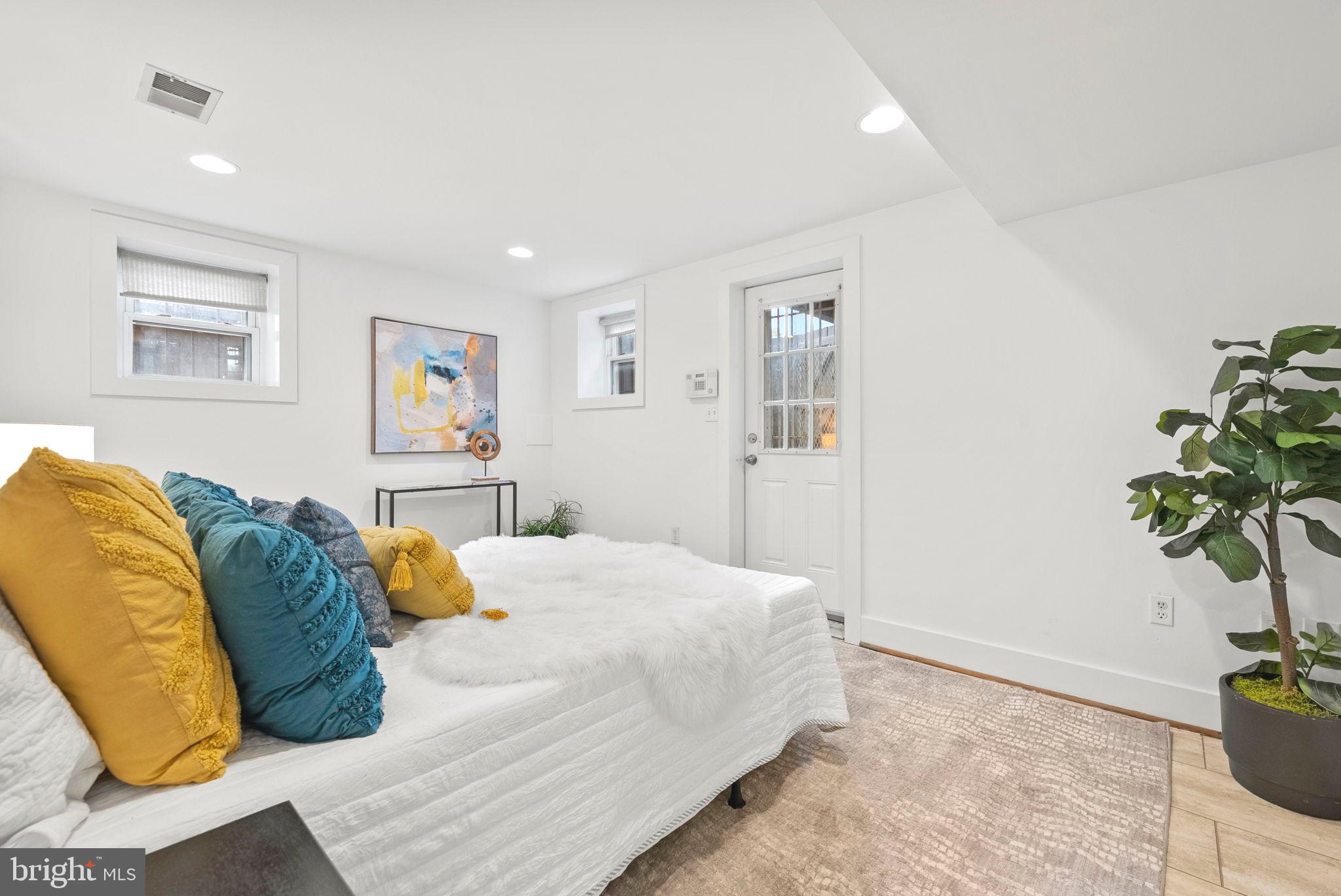 77 U Street Northwest, Unit 2 Washington, DC 20001 - Photo 12 of 20