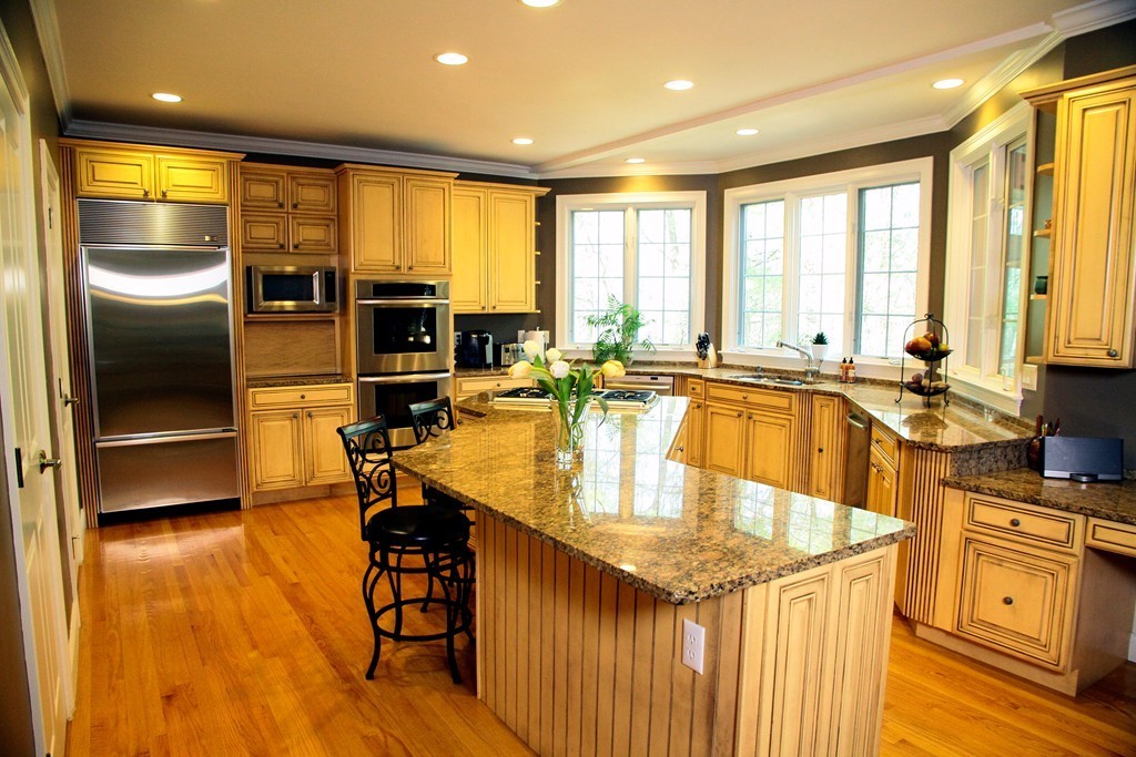 386 Maynard Road Sudbury, MA 01776 - Photo 8 of 30