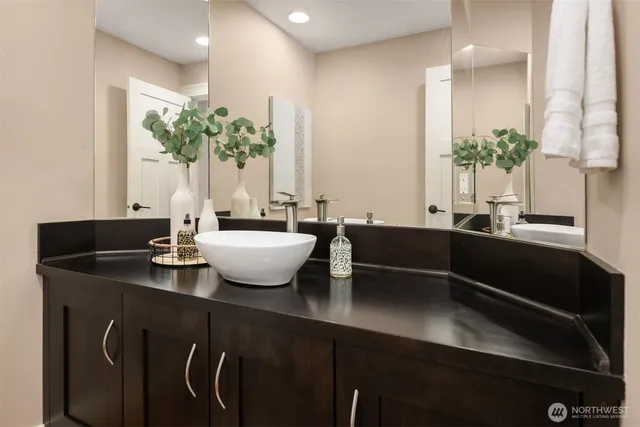 $6,500 | 11457 108th Avenue Northeast, Kirkland, WA 98033