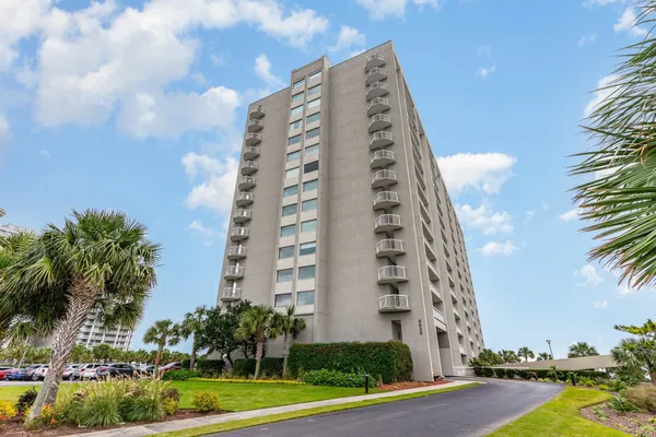$479,900 | 9820 Queensway Boulevard, Unit 108, Myrtle Beach, SC 29572