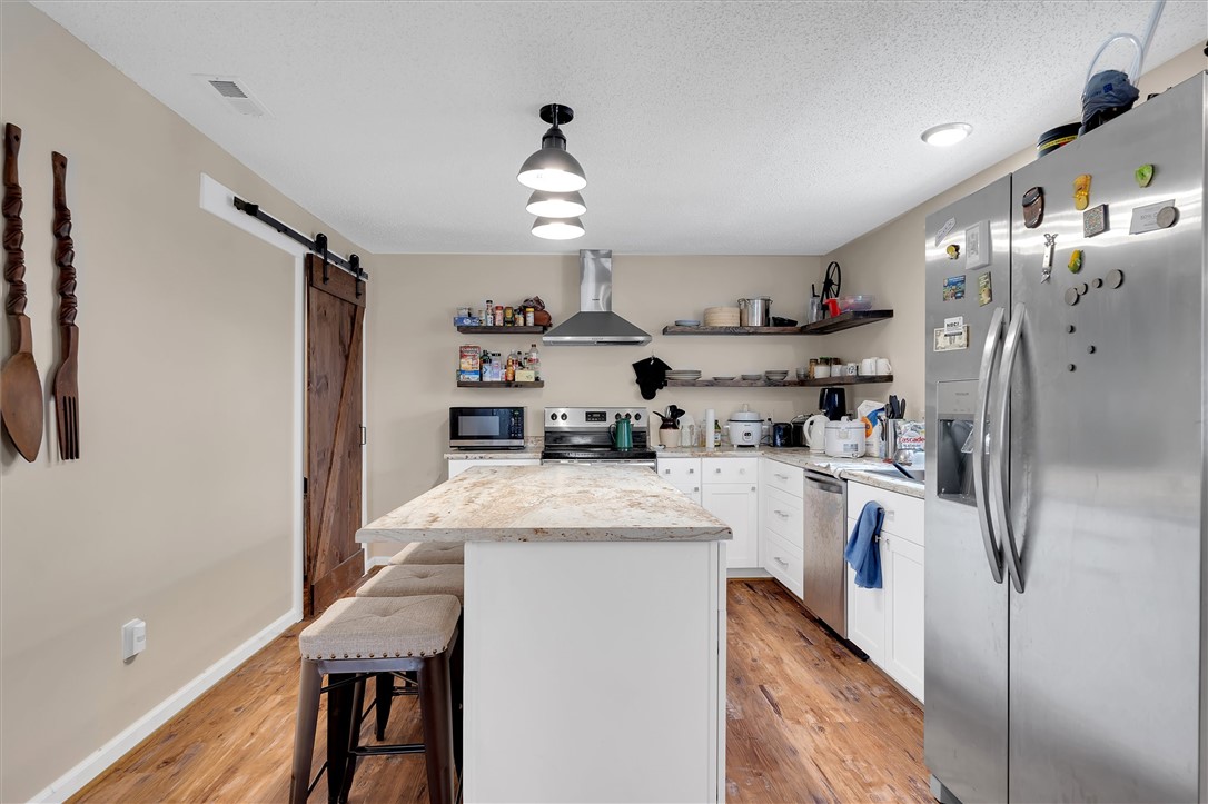 460 West Queen Street Pendleton, SC 29670 - Photo 11 of 19