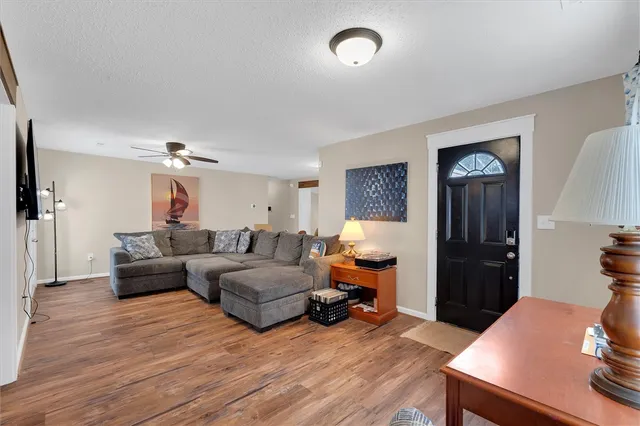 $255,000 | 460 West Queen Street, Pendleton, SC 29670