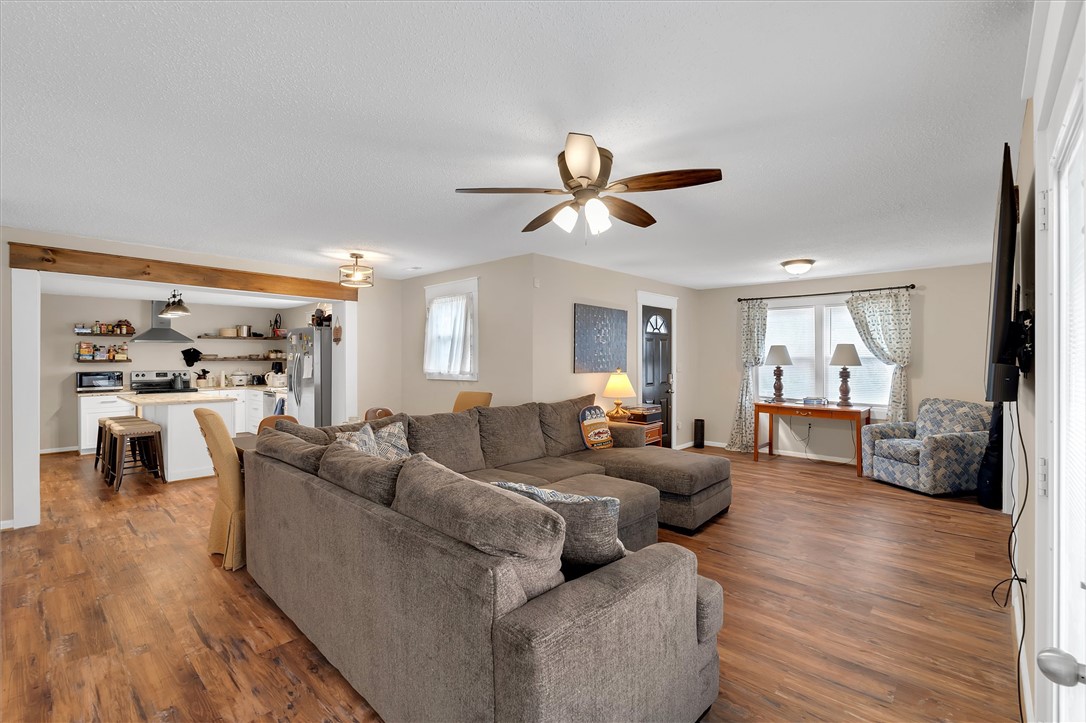 460 West Queen Street Pendleton, SC 29670 - Photo 7 of 19