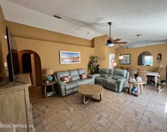 $284,700 | 1567 Slash Pine Court, Orange Park, FL 32073