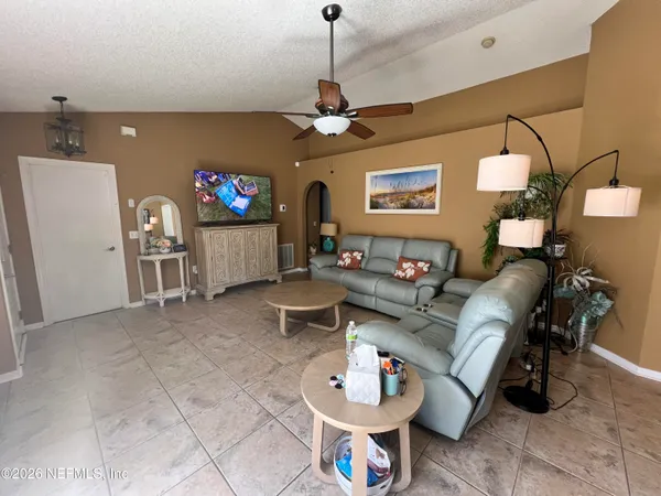 $284,700 | 1567 Slash Pine Court, Orange Park, FL 32073