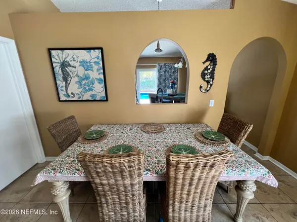 $284,700 | 1567 Slash Pine Court, Orange Park, FL 32073