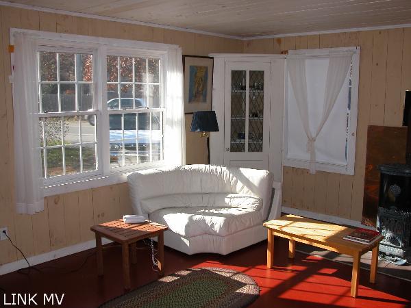 180 County Road Oak Bluffs, MA 02557 - Photo 2 of 11 http://d1qzqeyxiitrap.cloudfront.net/photos/18234/600/d111d2c0.jpg