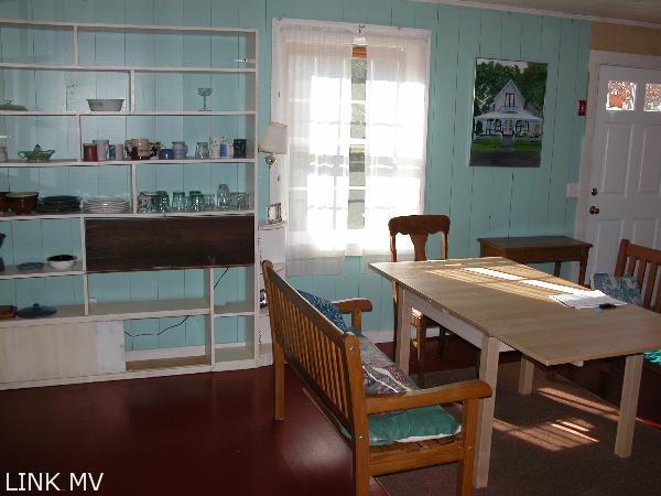 180 County Road Oak Bluffs, MA 02557 - Photo 3 of 11 http://d1qzqeyxiitrap.cloudfront.net/photos/18234/600/d6fac733.jpg