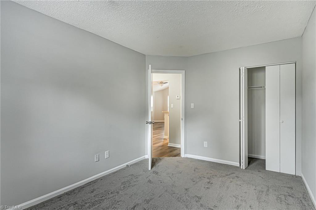 3204 Pipers Way High Point, NC 27265 - Photo 24 of 29