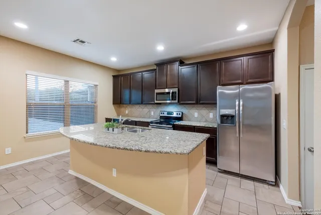 $270,000 | 8215 Prickly Oak, San Antonio, TX 78223