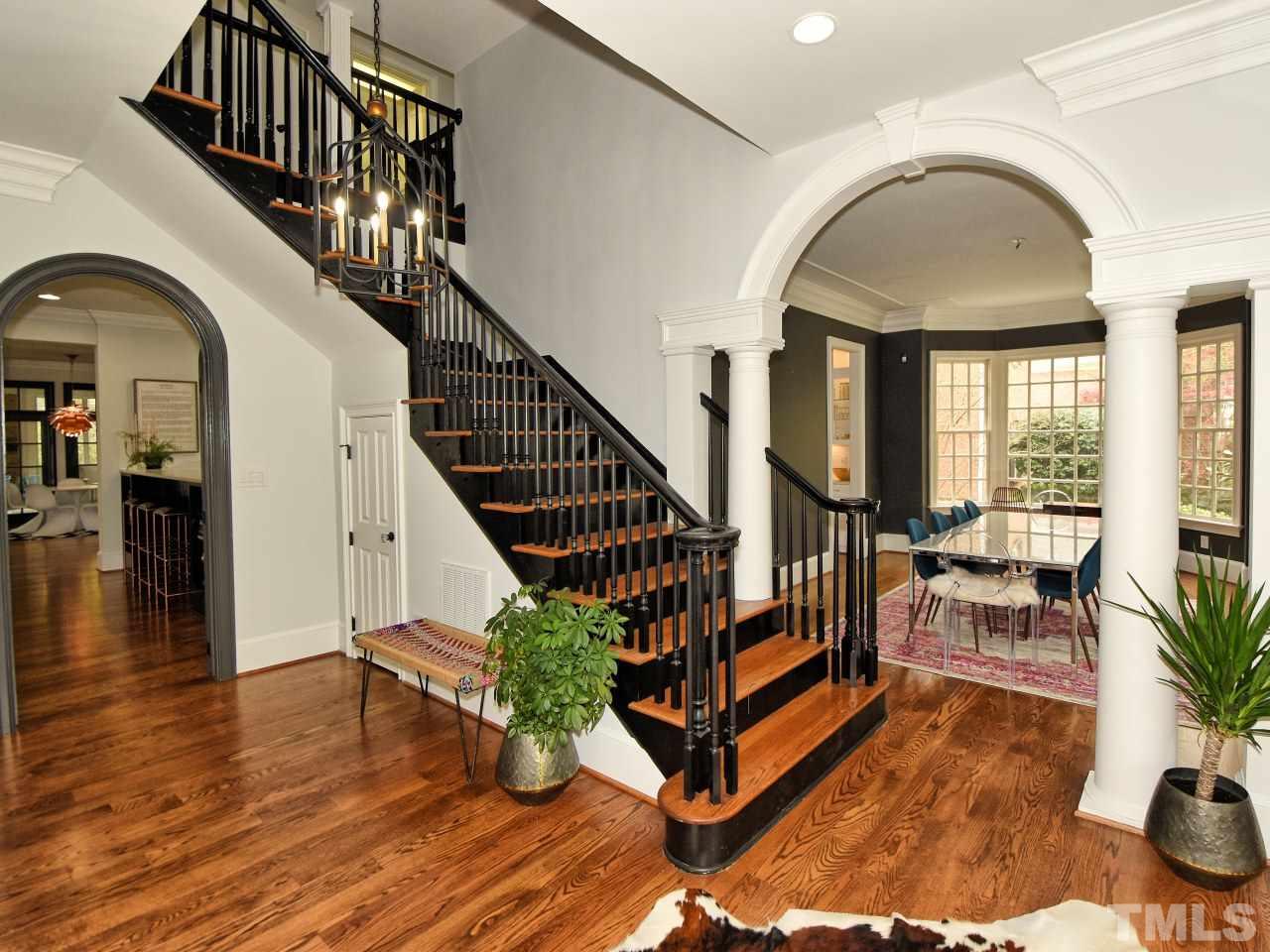 308 Marlowe Road Raleigh, NC 27609 - Photo 2 of 30 Beautiful Entry Foyer