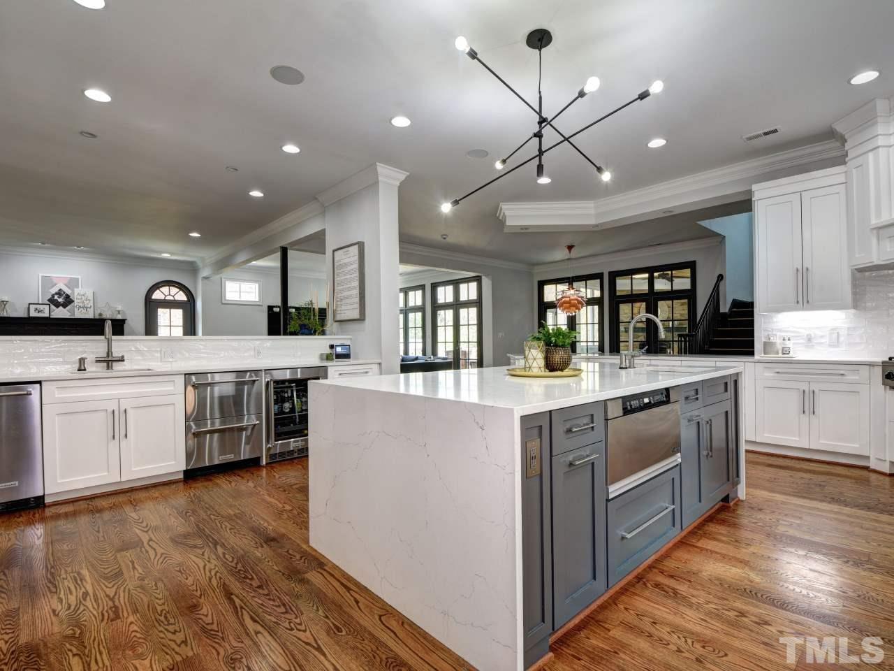 308 Marlowe Road Raleigh, NC 27609 - Photo 9 of 30 Ice maker, beverage center, built in sparkling water center