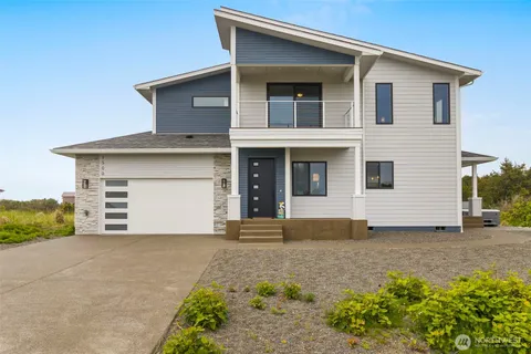 $965,000 | 1500 Agate Lane, Westport, WA 98595