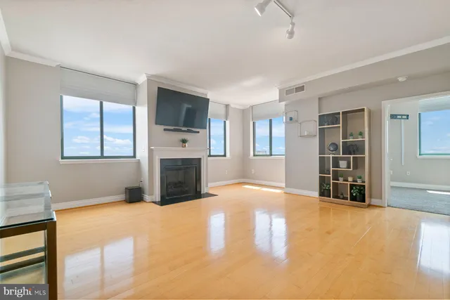 $299,000 | 414 Water Street, Unit 2913, Baltimore, MD 21202