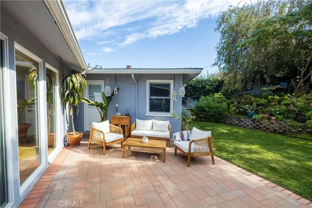 $6,000 | 301 Via Linda Vista, Redondo Beach, CA 90277