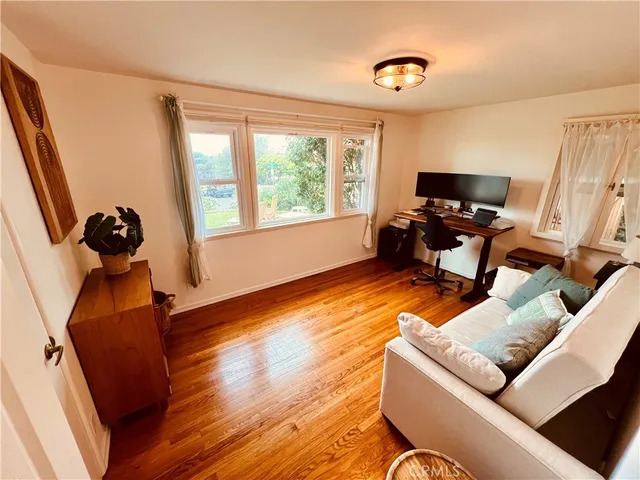 $6,000 | 301 Via Linda Vista, Redondo Beach, CA 90277