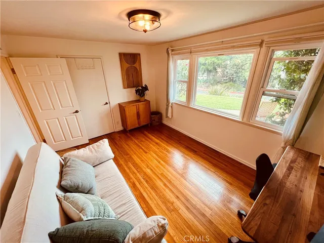 $6,000 | 301 Via Linda Vista, Redondo Beach, CA 90277