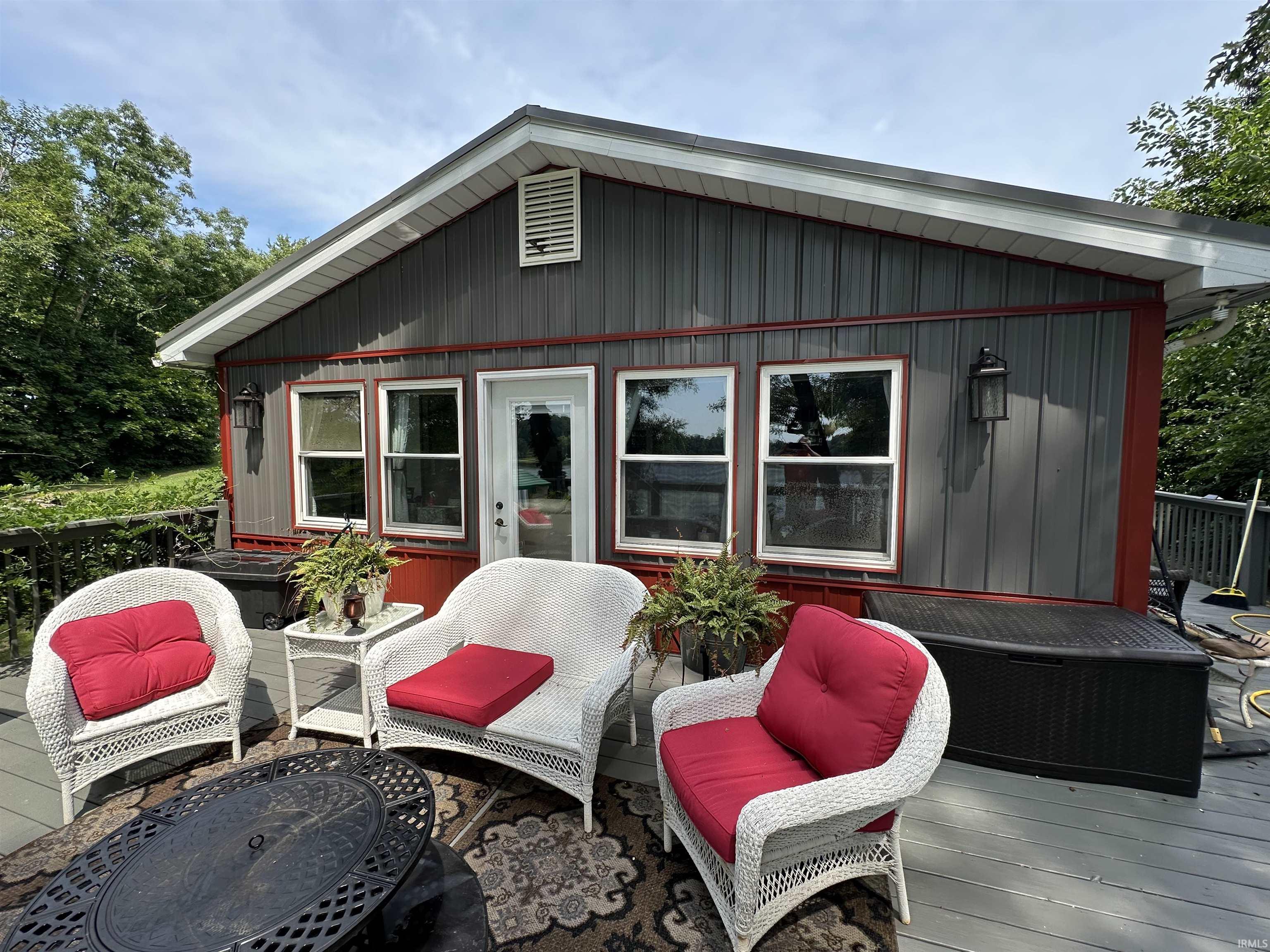 3673 South Bruner Road Warsaw, IN 46580 - Photo 1 of 36 Gallery Image 1
