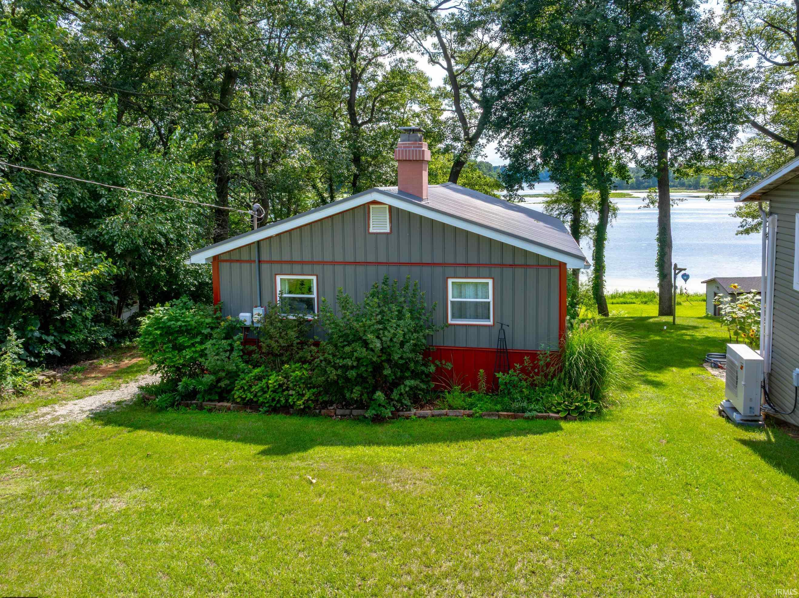 3673 South Bruner Road Warsaw, IN 46580 - Photo 5 of 36 Gallery Image 5