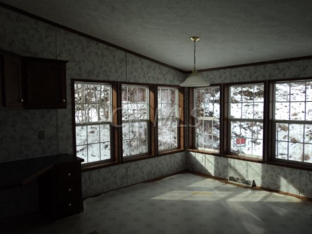 6267 Via-Ken Road Hopewell, OH 43746 - Photo 4 of 13