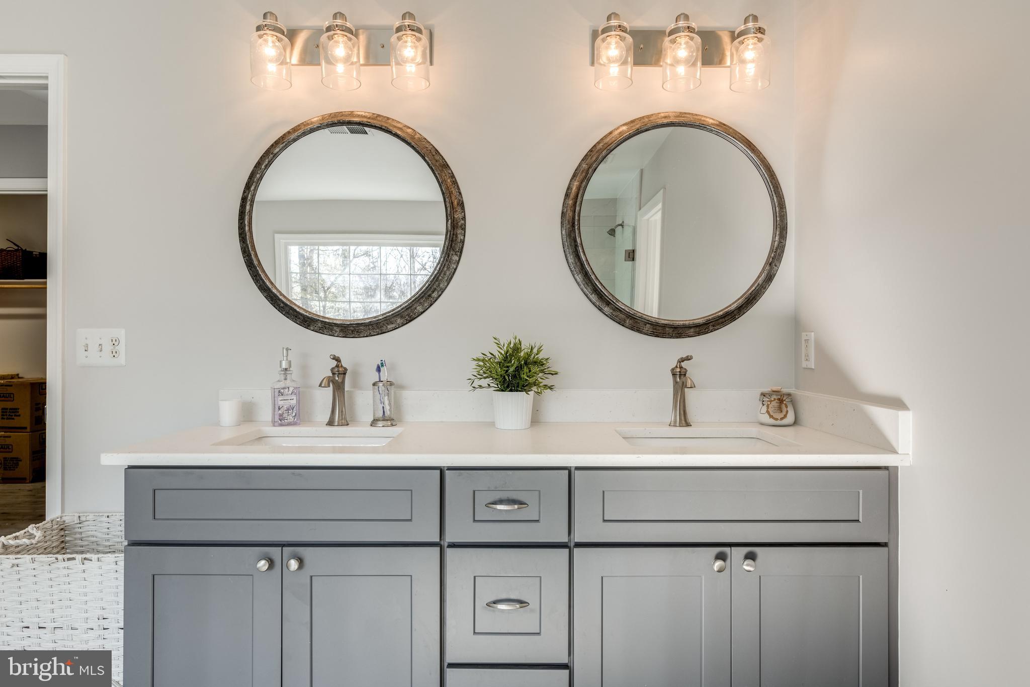 12569 Curling Road Manassas, VA 20112 - Photo 29 of 42 Master Bath