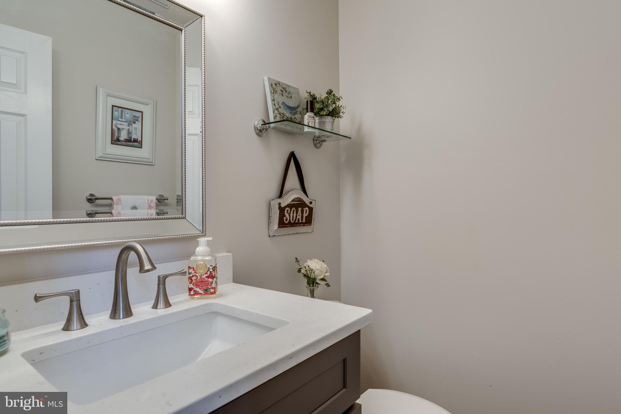 12569 Curling Road Manassas, VA 20112 - Photo 10 of 42 Powder Room on main level