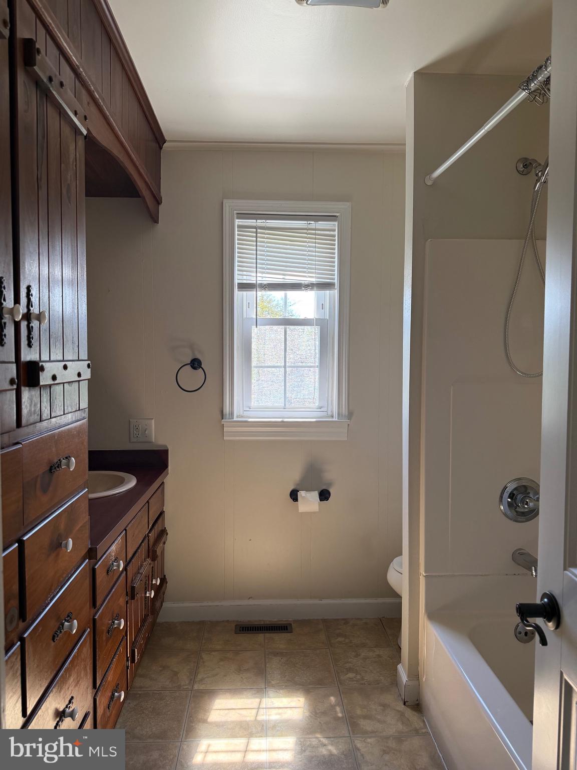 4056 East Newport Road Kinzers, PA 17535 - Photo 10 of 20