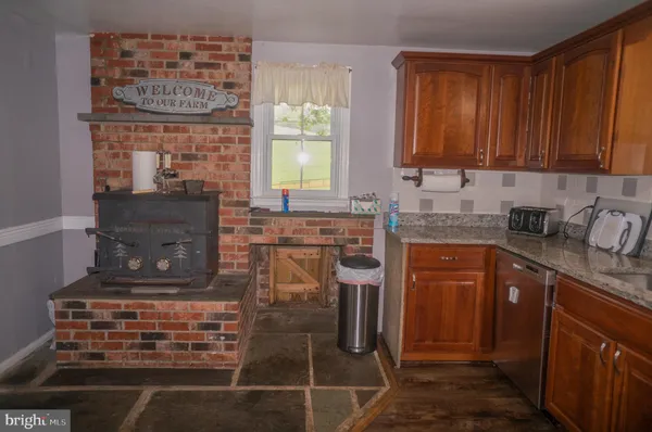 a view of a park with tree s