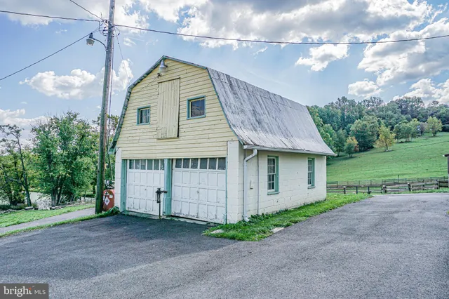 $2,995,000 | 3460 Big Woods Road, Ijamsville, MD 21754