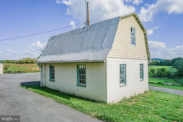 $2,995,000 | 3460 Big Woods Road, Ijamsville, MD 21754