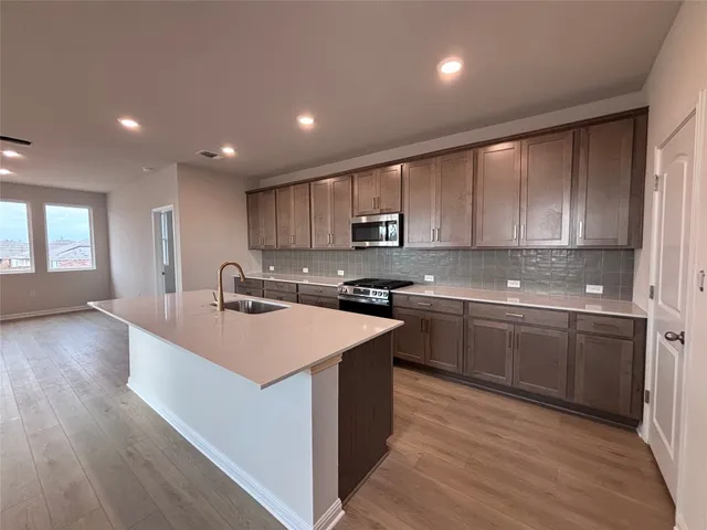 $429,471 | 160 Coleto Trail, Bastrop, TX 78602