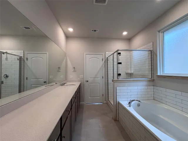 $429,471 | 160 Coleto Trail, Bastrop, TX 78602