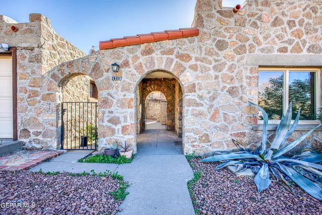 $355,000 | 1210 Mesita Drive, El Paso, TX 79902